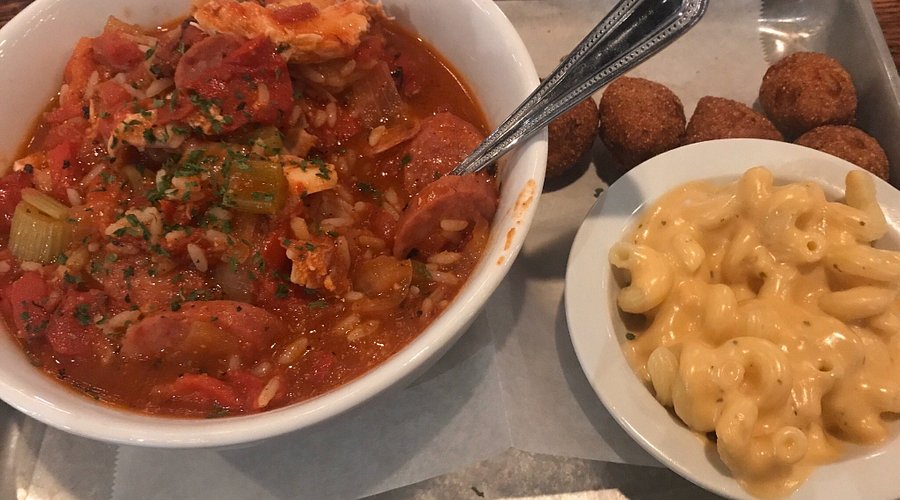 North and South Seafood & Smokehouse