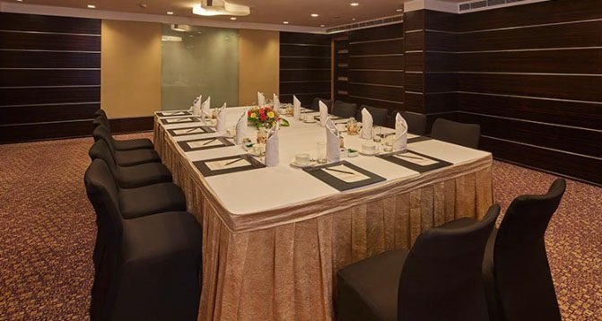 Hotel photo 16 of Royal Orchid Central.