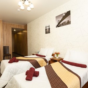 season star travel