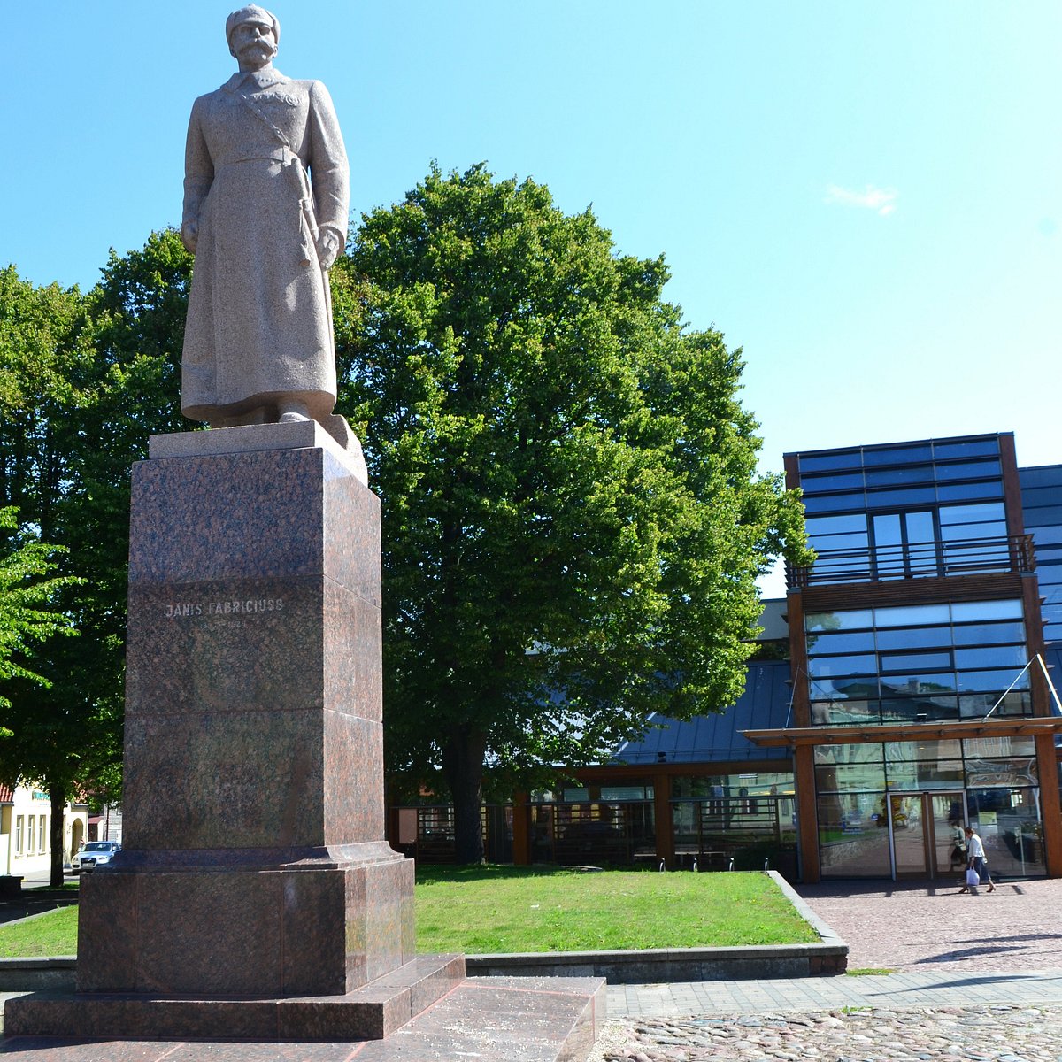 Monument to Jan Fabricius, Вентспилс: лучшие советы перед посещением -  Tripadvisor