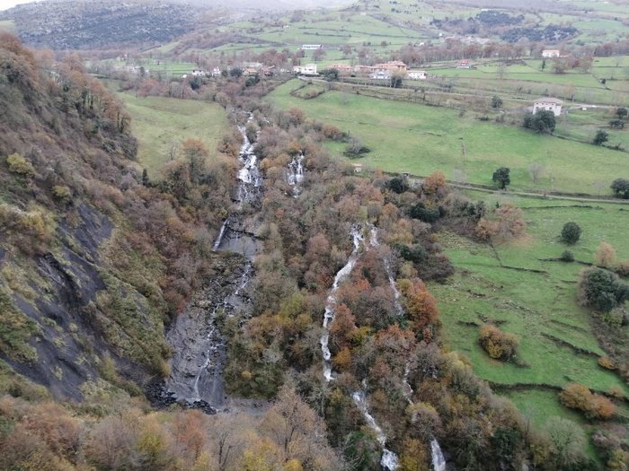 Imagen 4 de Mirador de las Cascadas del rio Gandara