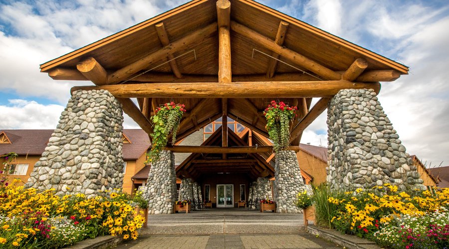 Our welcoming entrance at Talkeetna Alaskan Lodge.