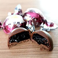 Bombom de açaí