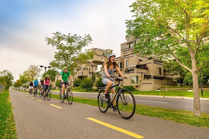 landsby Foran assistent Tripadvisor | Uafhængig rundvisning i Montreal af cykel leveret af Montreal  On Wheels / Ça Roule Montreal | Canada
