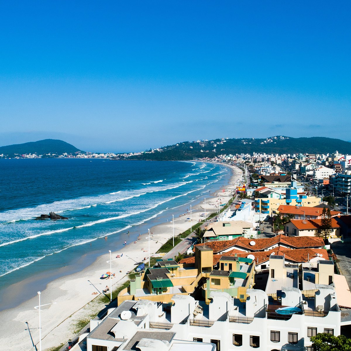 Quem já conhece as praias de Bombinhas - SC? : r/brasil