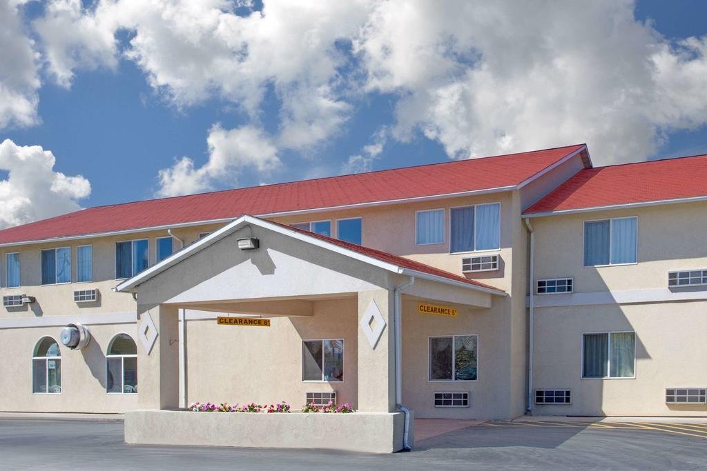 PINGYANG HOTEL - Specialty Hotel Reviews (Vernal, Utah)