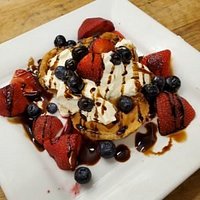 Berry Waffle Cheesecake
