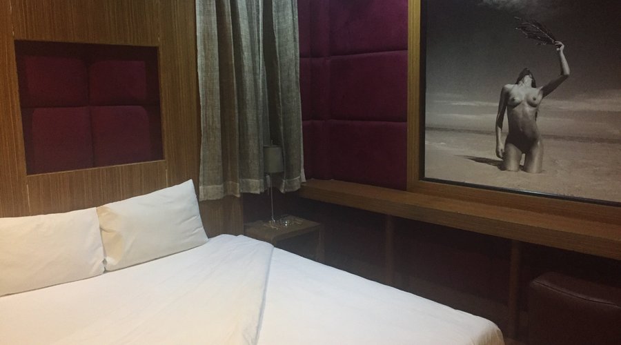 room from different angle