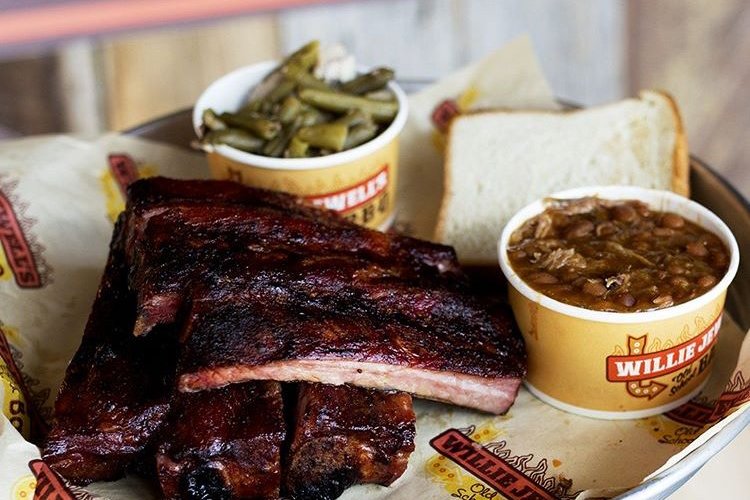 Willie Jewell's Old School Bar-B-Q