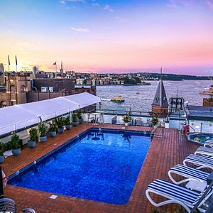Rydges Sydney Harbour rooftop outdoor pool
