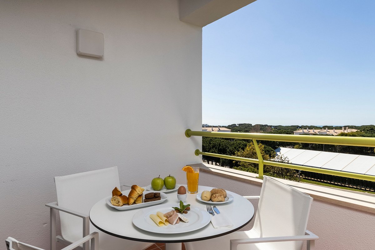 The Patio Suite Hotel, hotel in Vilamoura