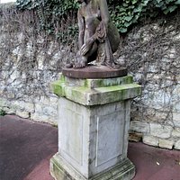 Détail de la sculpture