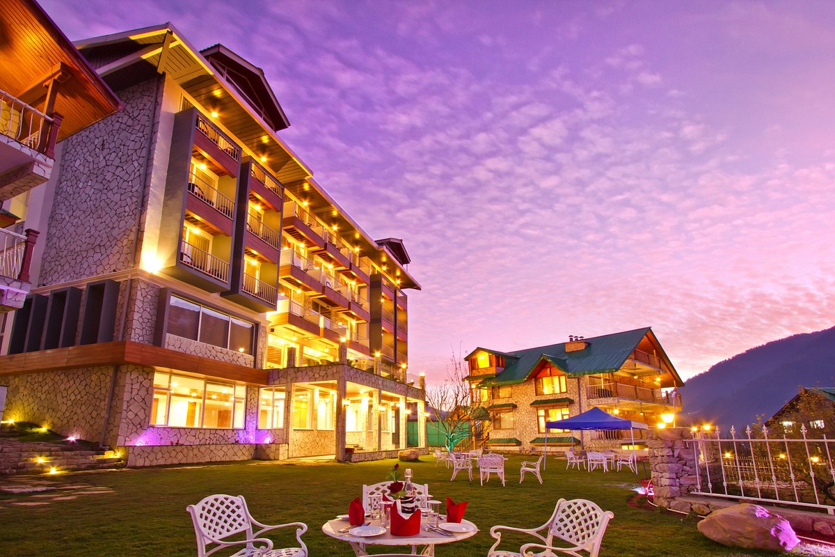 The Whitestone Resorts &amp; Cottages, hotel in Prini