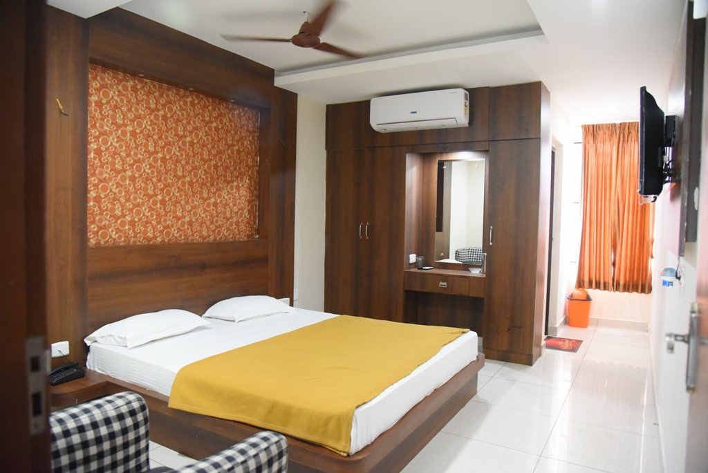 HOTEL GOWRI SANKAR Ambasamudram Specialty Hotel Reviews