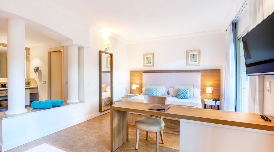 Selection Club Executive Suite