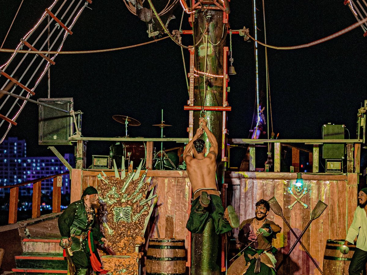 Jolly Roger Pirate Show Cancún - All You Need to Know BEFORE You Go (with  Photos)