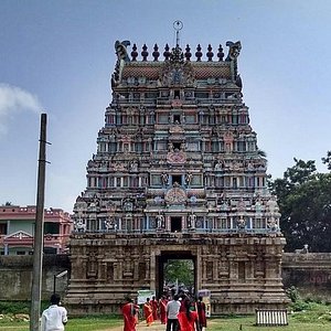name some tourist places in salem district