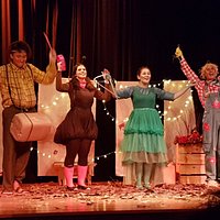Teatro West Plaza