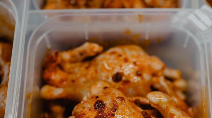 Whether you are looking for raw or marinated meat - you won't miss it, the assortment is huge and suitable for everyone's taste! 