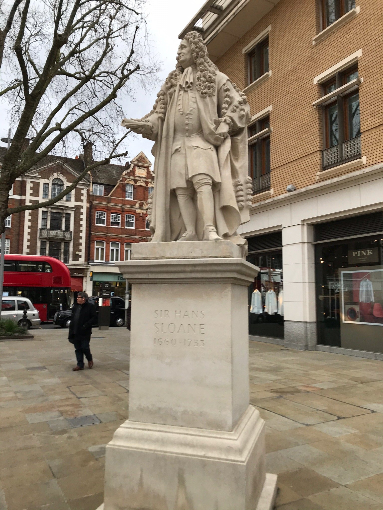 Sir Hans Sloane Statue (London) - All You Need To Know BEFORE You Go