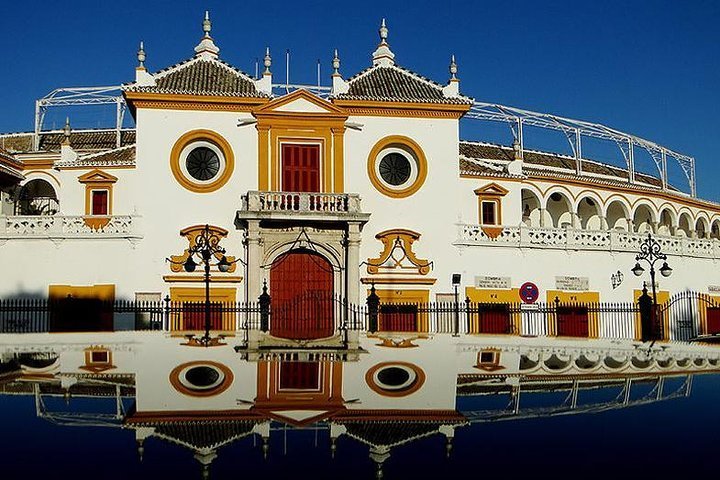 Tripadvisor | Monumenten Van Sevilla: Kathedraal, Alcazar En De Giralda ...