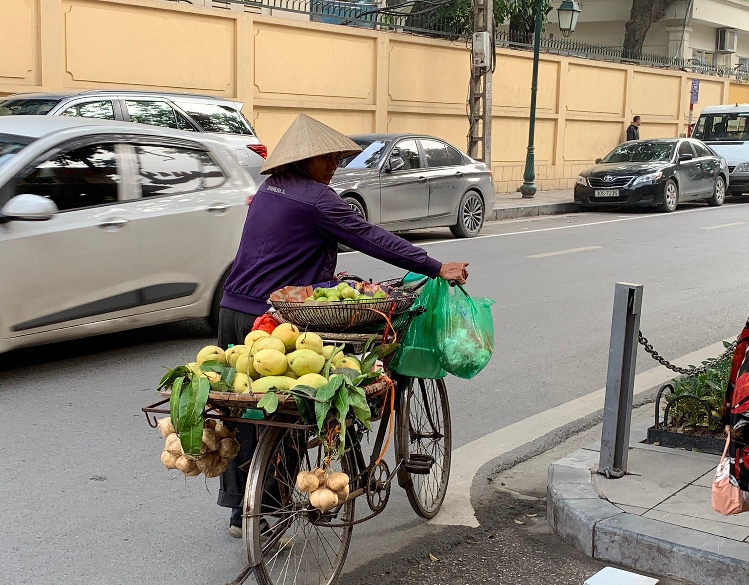 tours by locals hanoi