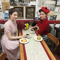 In every era, stopping at Yonah Schimmel for a snack or a warm, filling lunch has been a tradition.