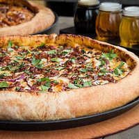 Kickin' Carnitas pizza
