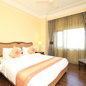 KIng Bed