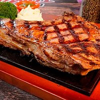 Tomahawk Clasico (1200gr)