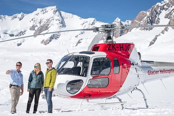 Glacier Helicopter Flight with Snow Landing