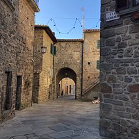 La PORTICCIOLA , una delle quattro Porte del Centro storico !