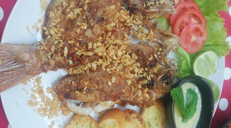 Sea​ baas garlic