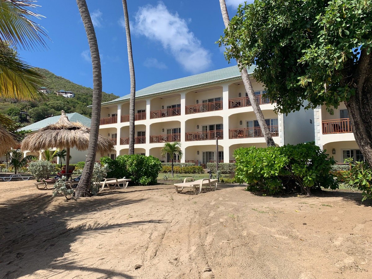 BEQUIA BEACH HOTEL - Updated 2024 Prices & Reviews (Friendship)