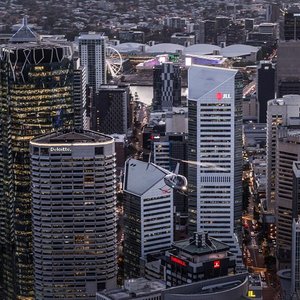 South Bank, Brisbane - 🌴 South Bank Parklands contrasting to Brisbane City  just over the river. Our lush parklands hosts 3 free to use pool spaces,  offering stunning river views of Brisbane