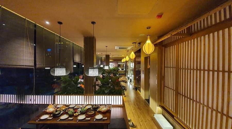 INTERIOR 2