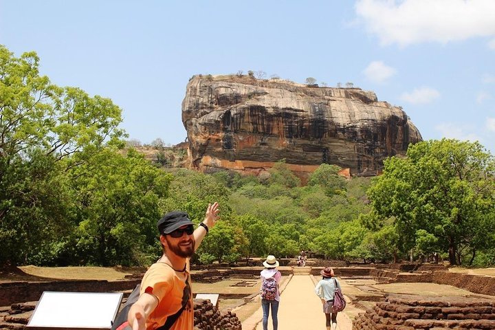 Tripadvisor | Höhlentempel Von Dambulla Und Felsenfestung Von Sigiriya ...