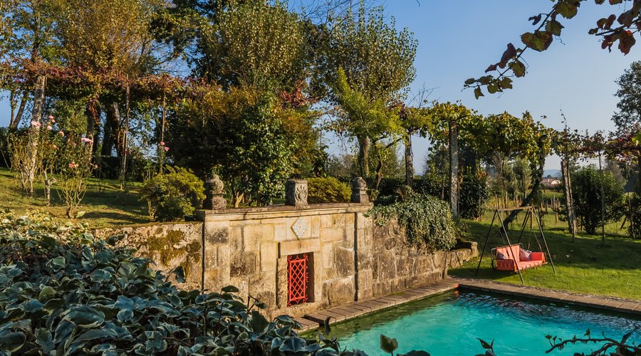 50 year old granite swiming pool "entourage"