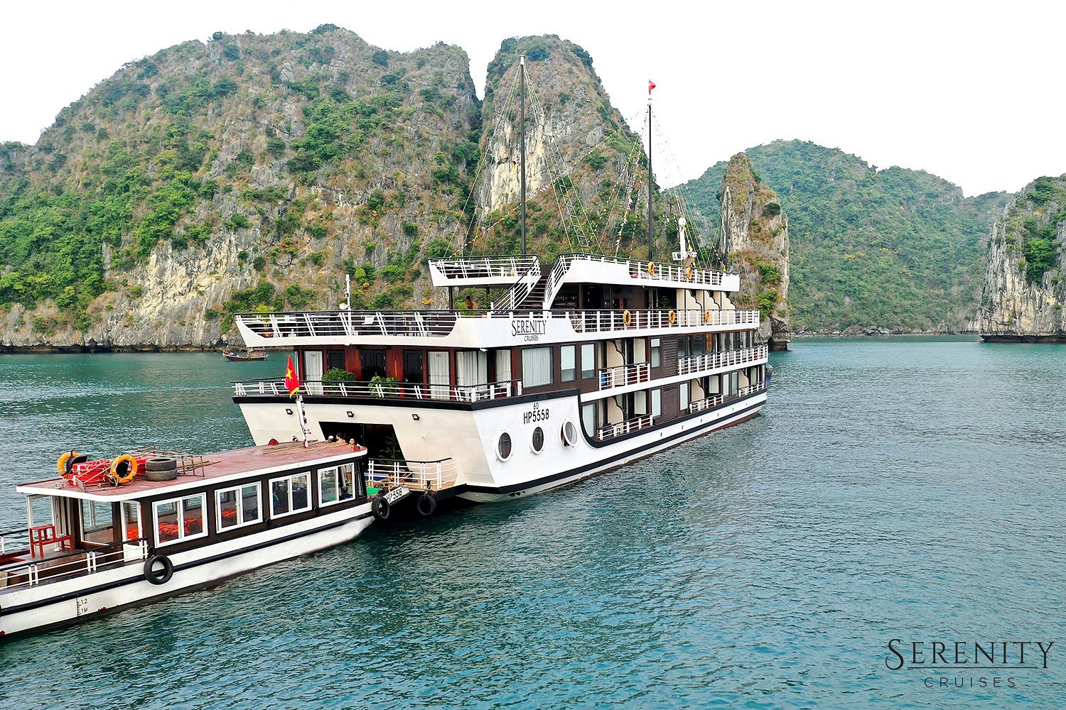 serenity cruise halong bay