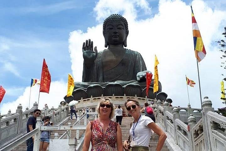 Lantau: il grande Buddha – Mosaico Tour Operator