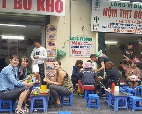 hanoi market tour
