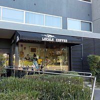 Up the ramp (or stairs) to the coffee shop