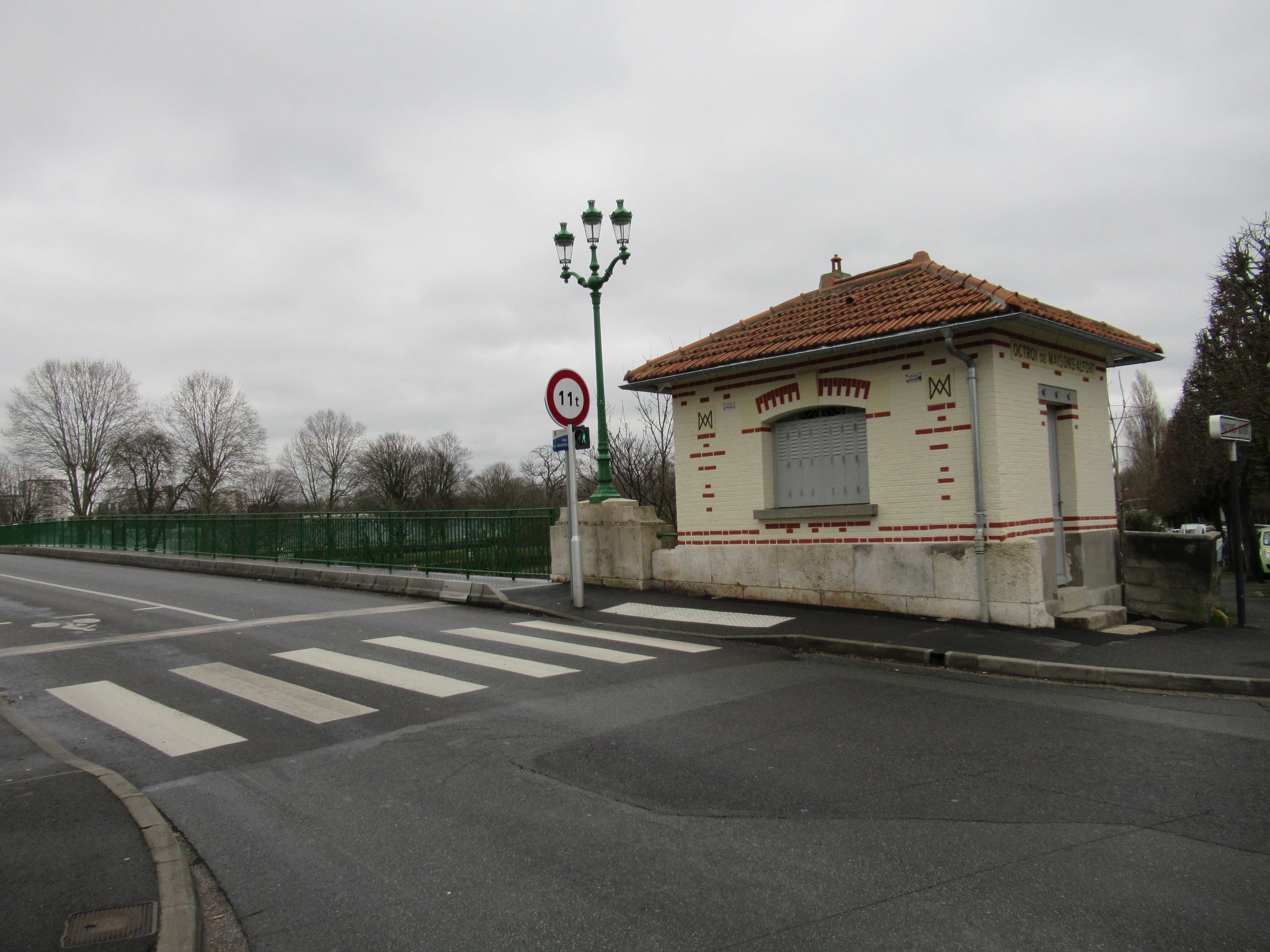 Le Pont De Maisons Alfort (Maisons-Alfort) - All You Need To Know ...