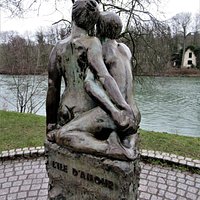 Détail de la sculpture