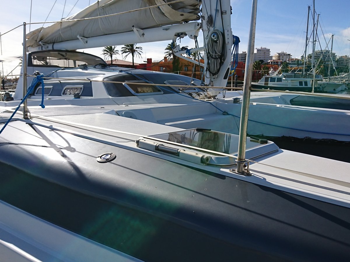 essence yachting portimao