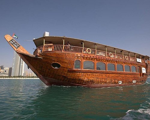yacht tour abu dhabi