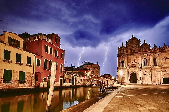 ghost walking tour venice