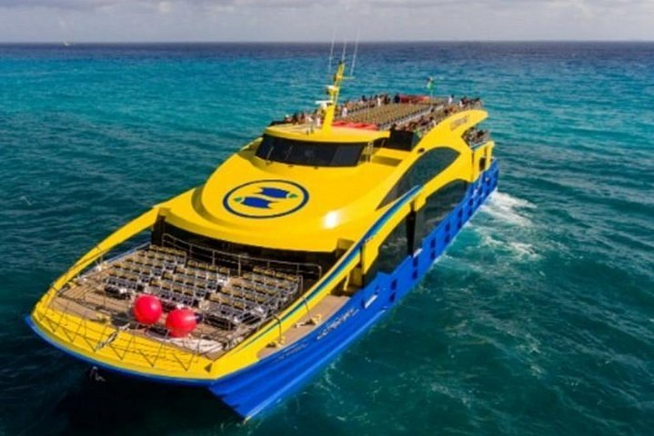 Tripadvisor | Ferry de alta velocidad de Playa del Carmen a Cozumel  proporcionado por Bookaway Mexico | México