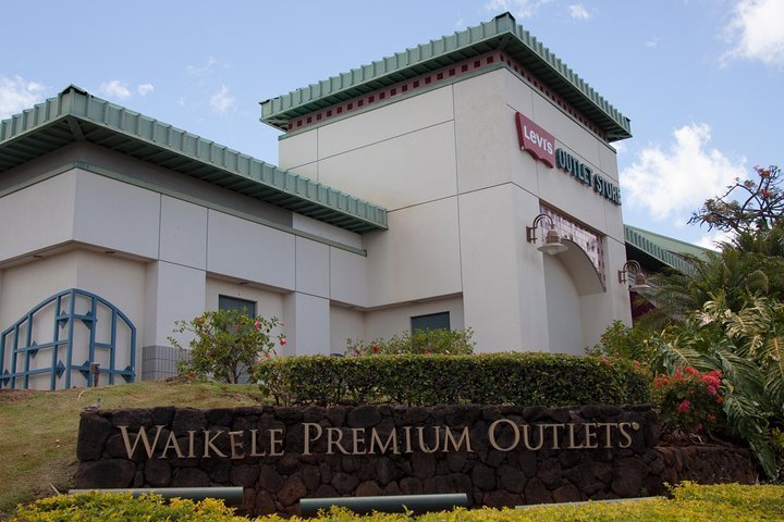 2023 Waikele Outlet Shopping Shuttle from Waikiki