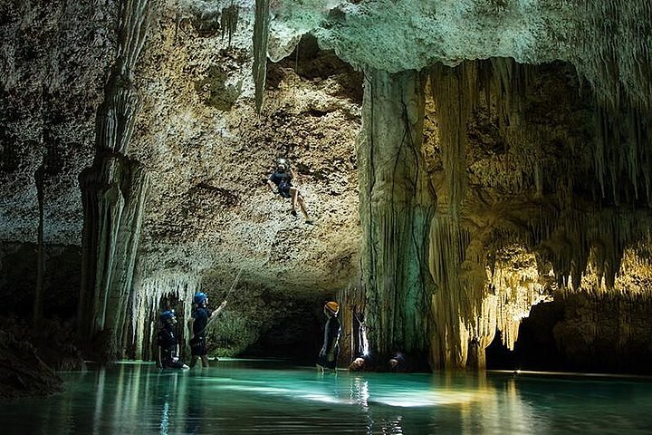 rio secreto tour from playa del carmen